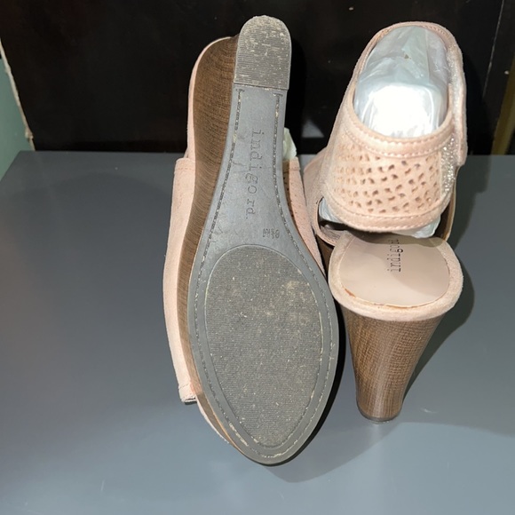 Mauve Wedges - Picture 6 of 6